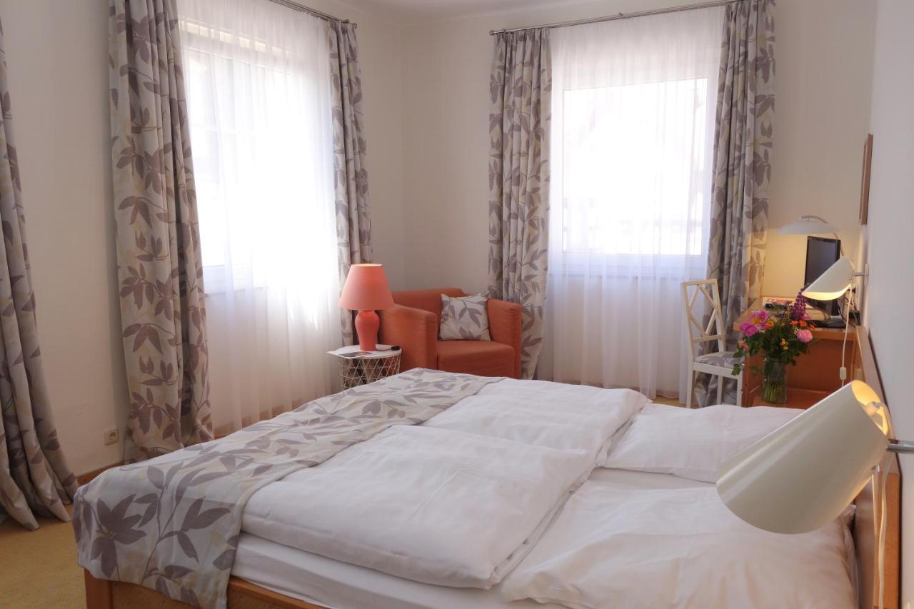 Hotel-Appartement Sonne Gersfeld Eksteriør billede