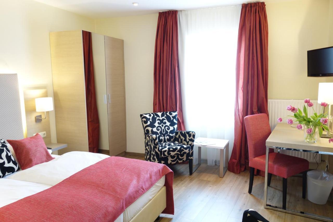 Hotel-Appartement Sonne Gersfeld Eksteriør billede