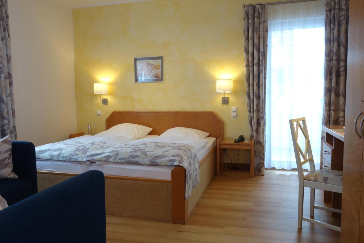 Hotel-Appartement Sonne Gersfeld Eksteriør billede